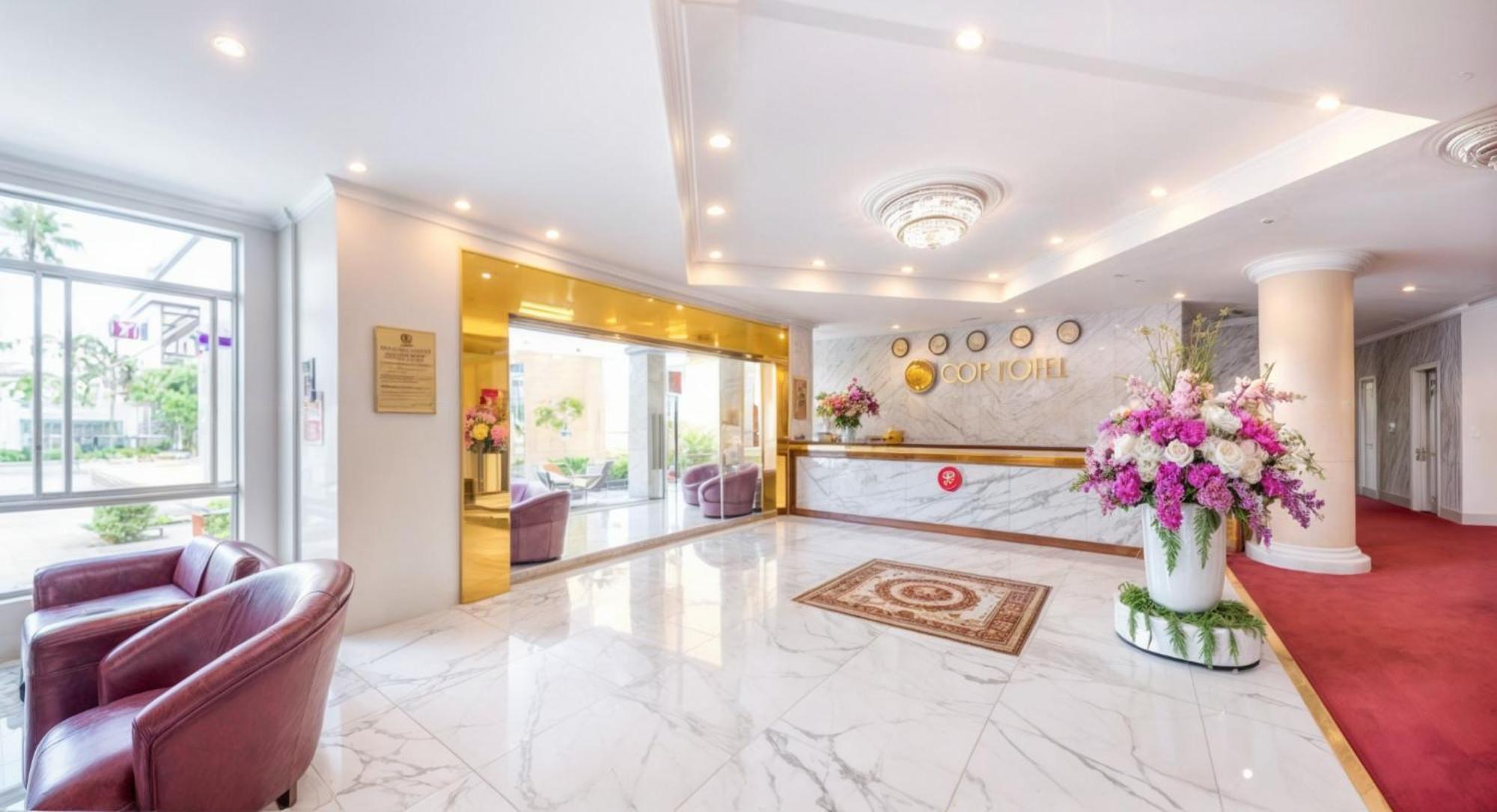 Cct Luxury Hotel На Транг Екстериор снимка
